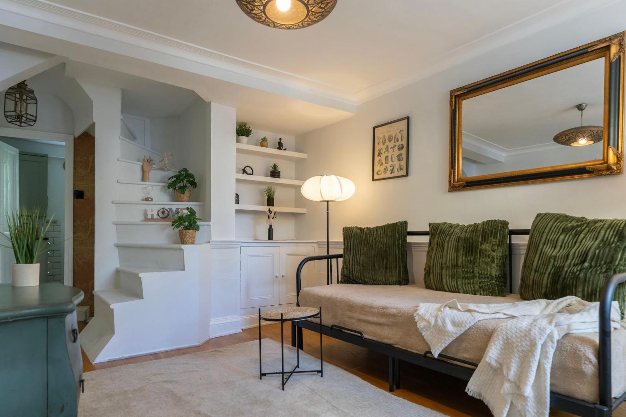 Apartamento Gorgeous 2Bed House In New Road Londres Exterior foto