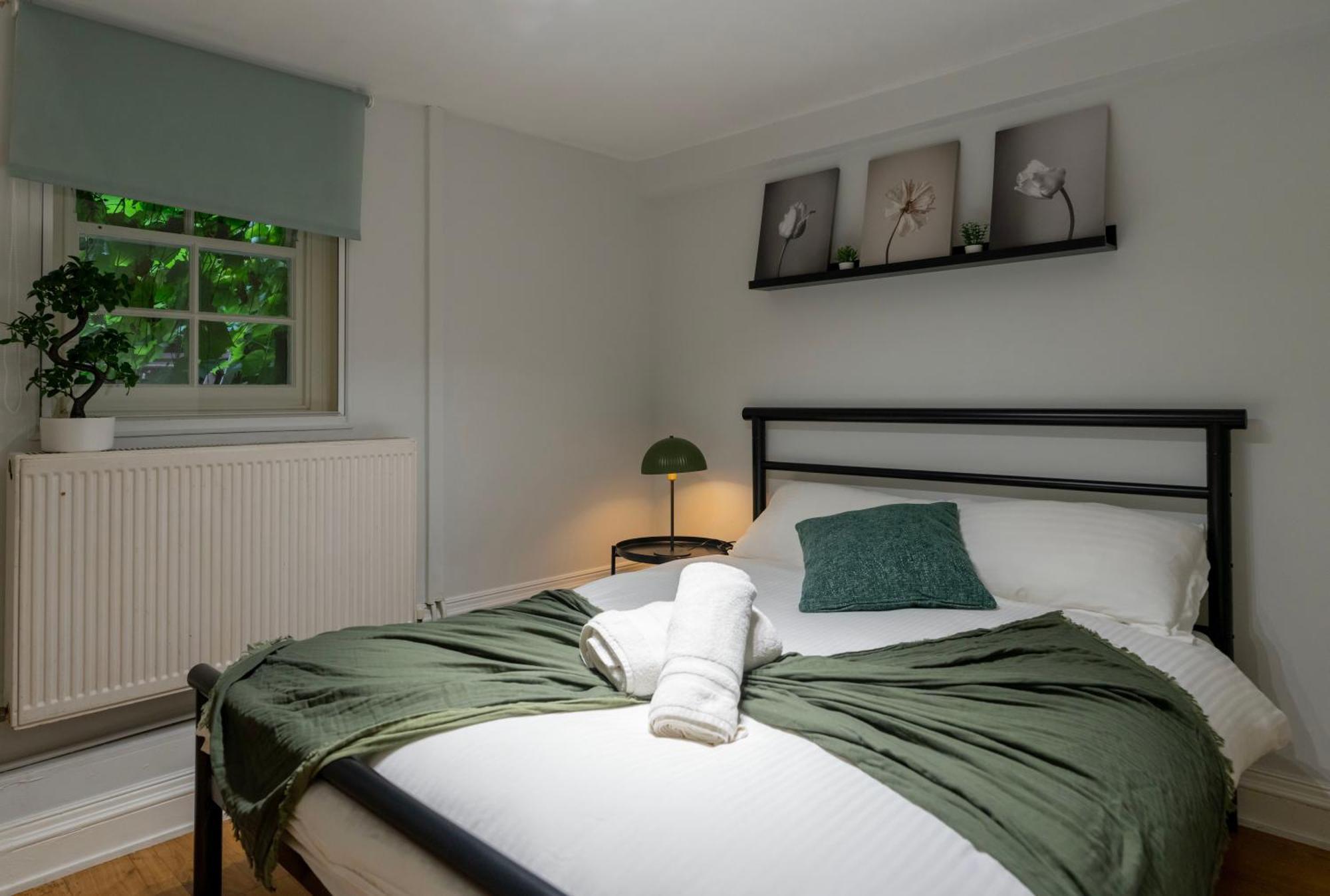 Apartamento Gorgeous 2Bed House In New Road Londres Exterior foto